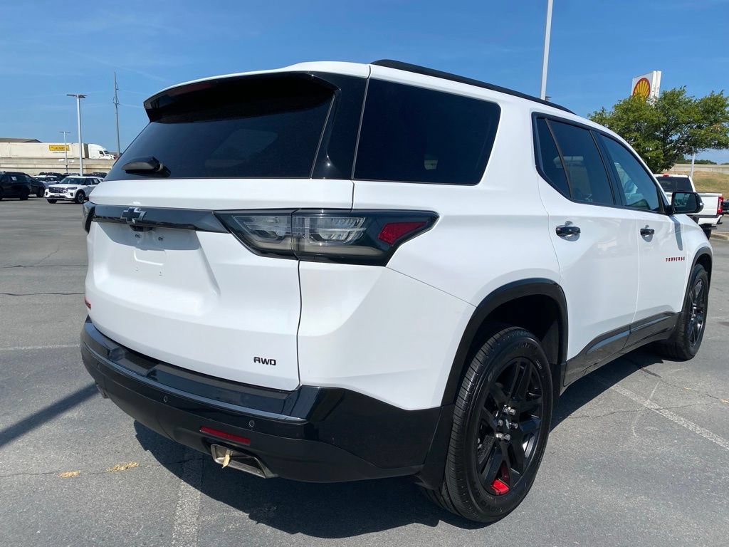 Used 2020 Chevrolet Traverse Premier w/ Redline Edition AWD/4WD image 7