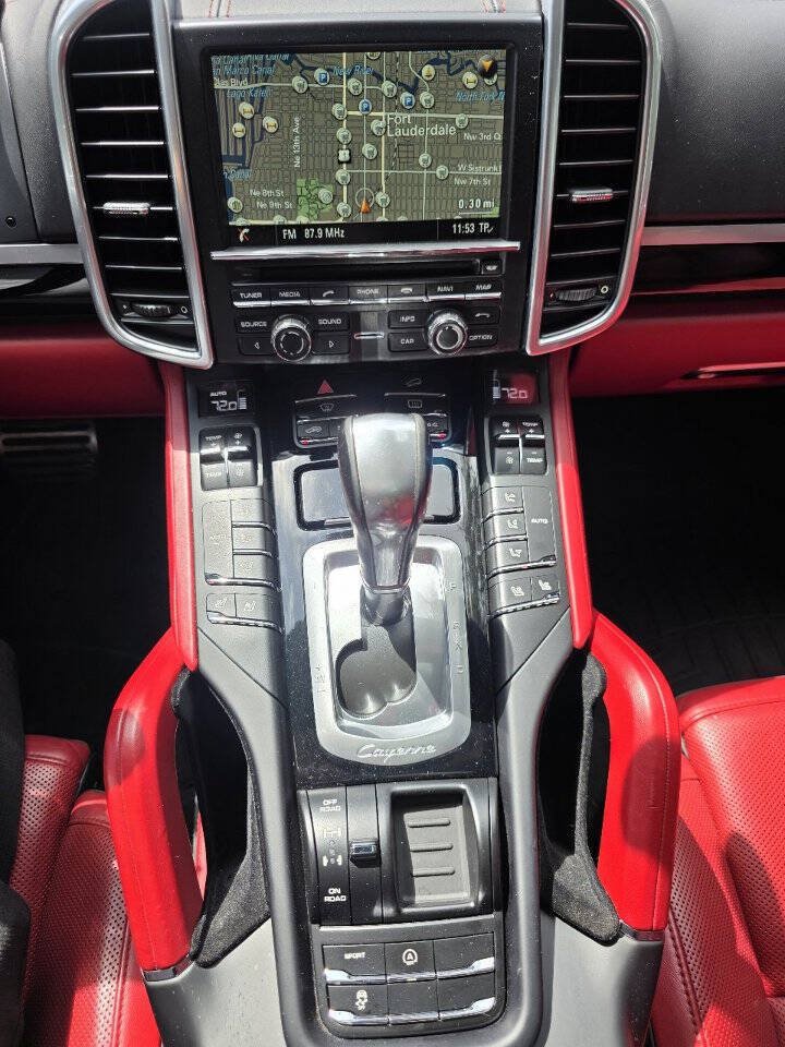 Used 2016 Porsche Cayenne S AWD/4WD image 21