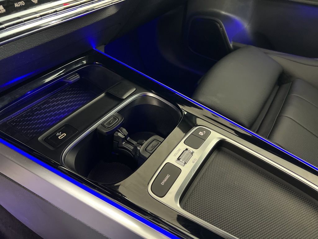 Certified 2025 Mercedes-Benz GLB 250 4MATIC image 9