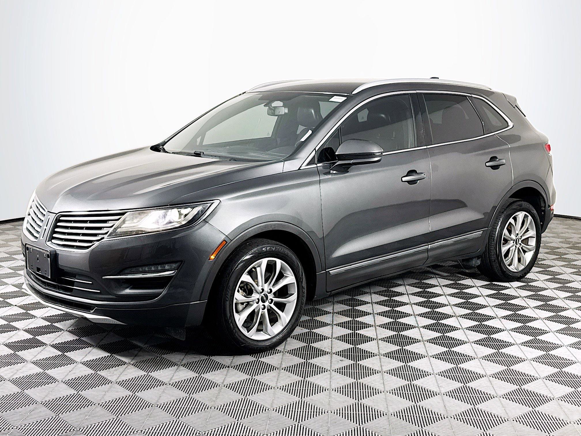 Used 2018 Lincoln MKC Select w/ Select Plus Package image 4