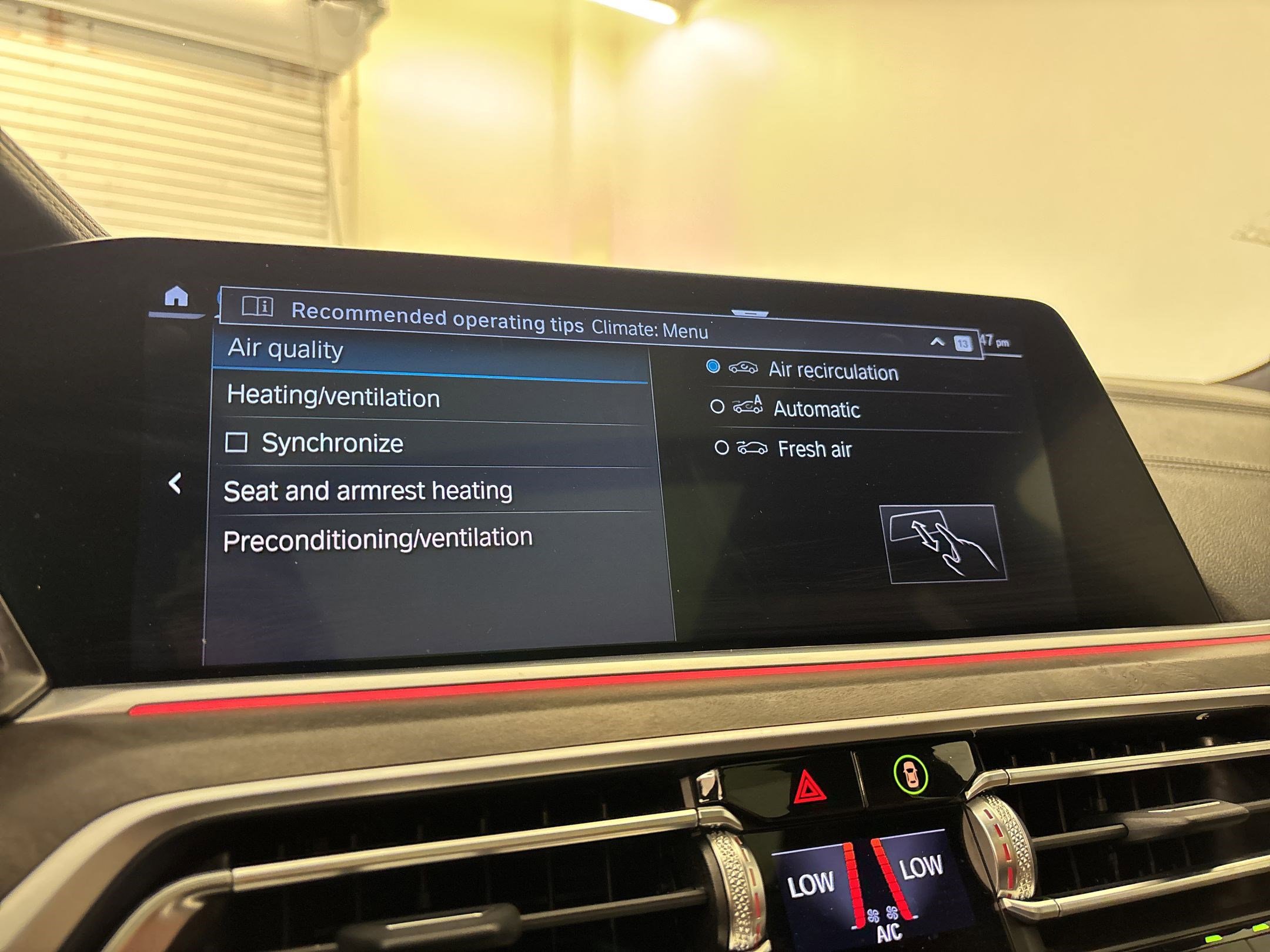 Used 2022 BMW X7 xDrive40i w/ M Sport Package image 23