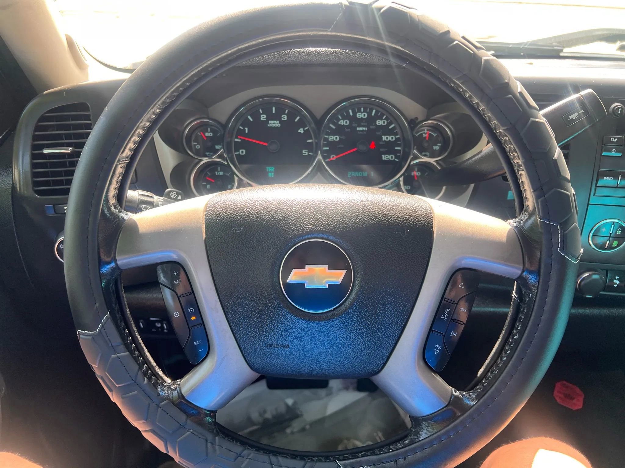 Used 2013 Chevrolet Silverado 2500 LT w/ Interior Plus Package image 16