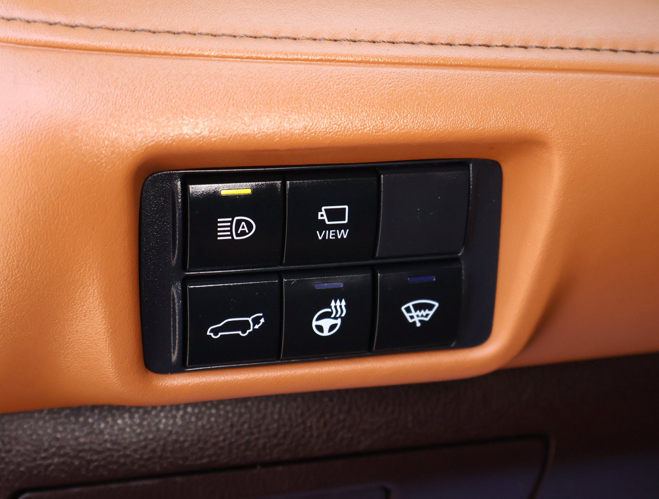 Used 2021 Toyota Highlander Platinum image 13