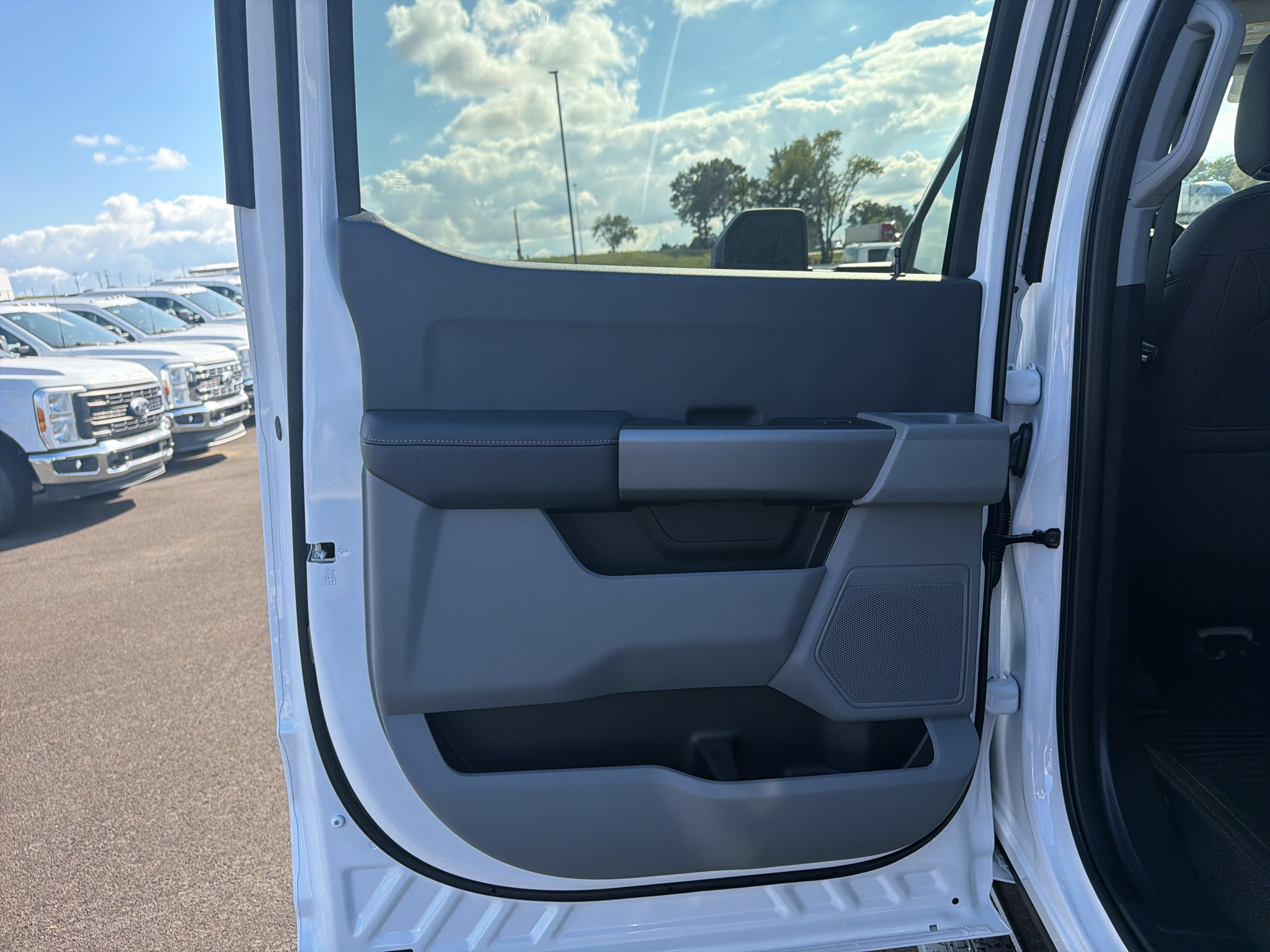 New 2027 Ford F250 XLT AWD/4WD image 26