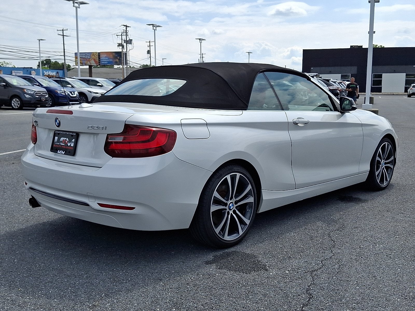 Used 2015 BMW 228i xDrive Convertible AWD/4WD image 8