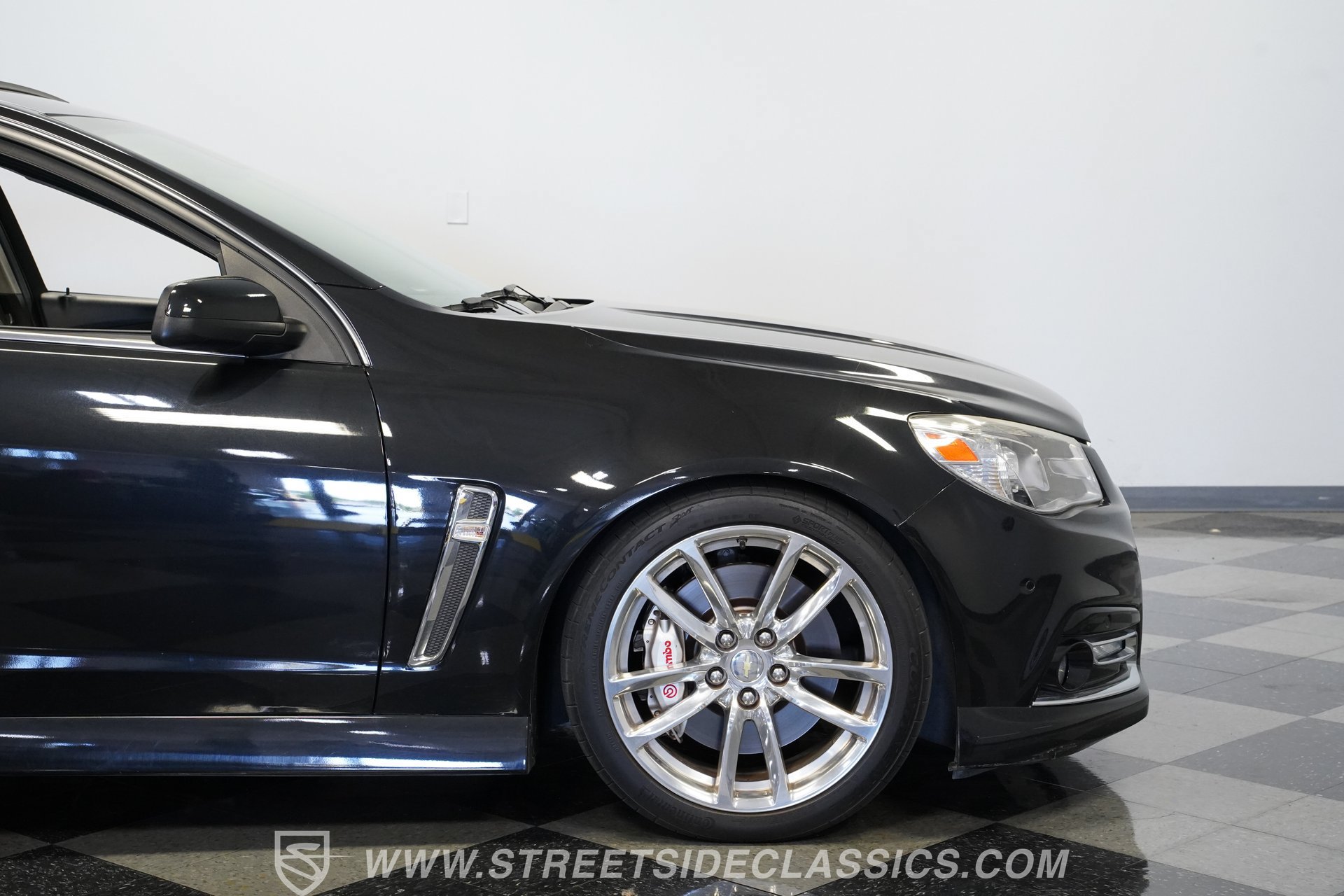Used 2014 Chevrolet SS RWD image 31