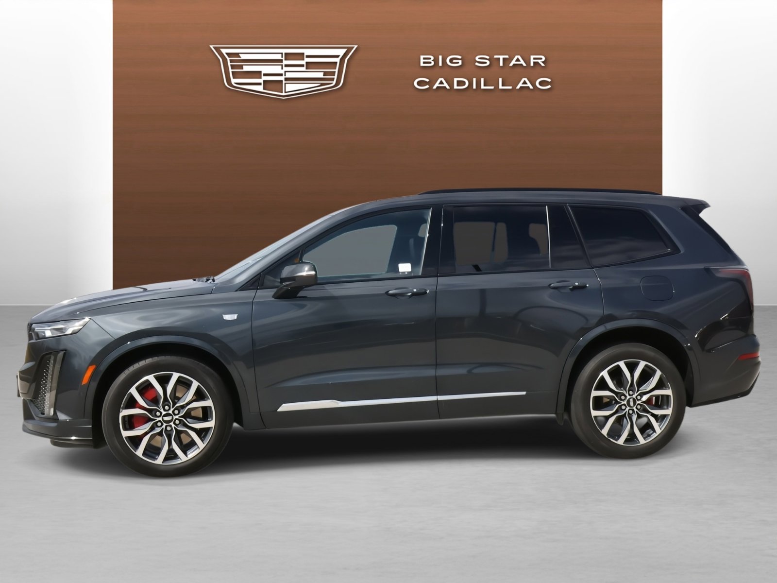 Certified 2022 Cadillac XT6 Sport w/ Technology Package image 2