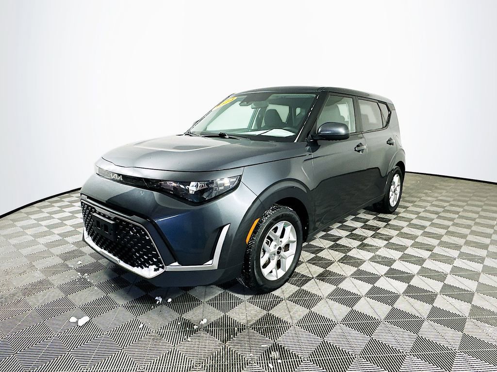 Used 2024 Kia Soul LX w/ Option Group 015 image 5
