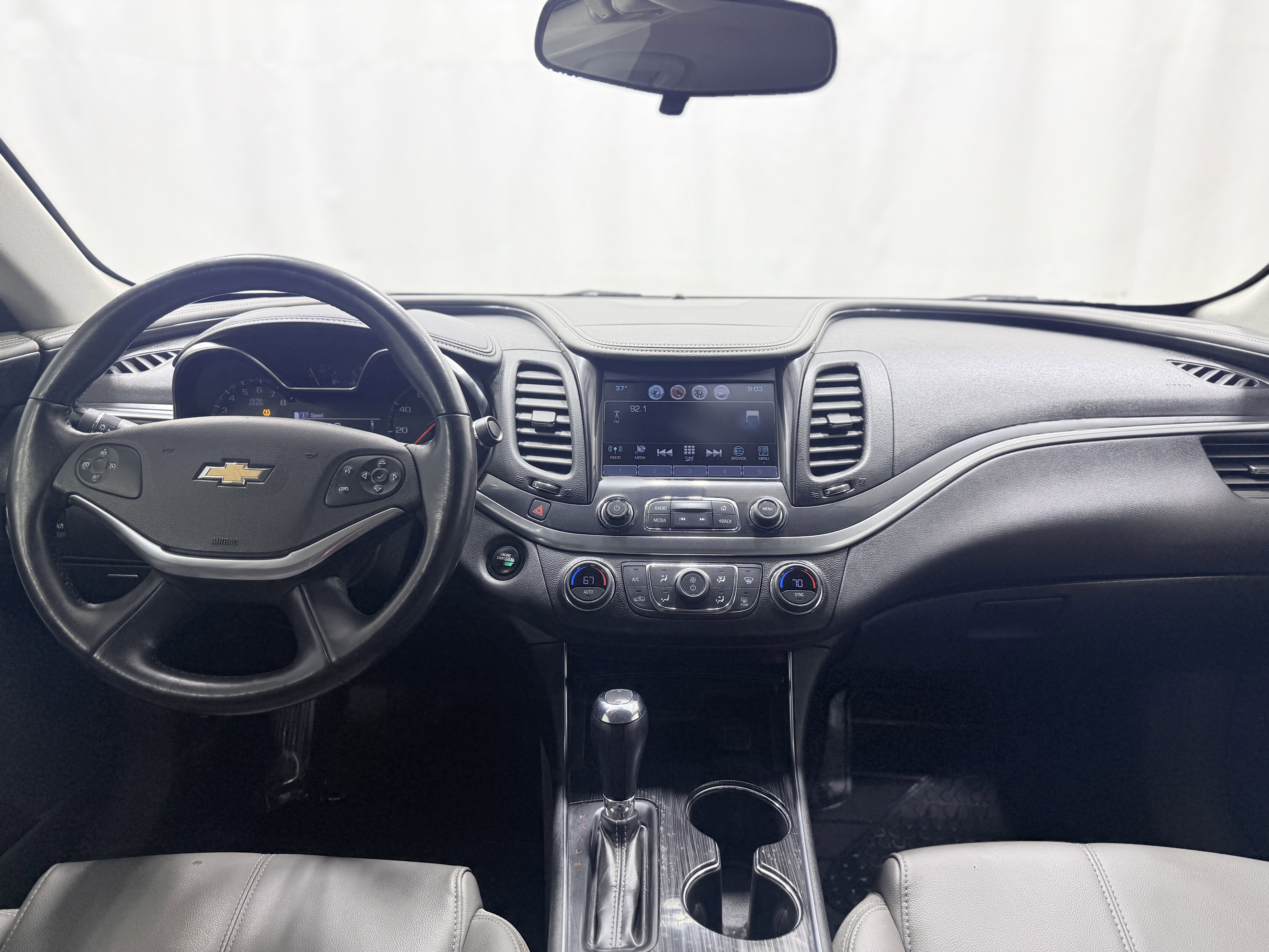 Used 2018 Chevrolet Impala LT image 22
