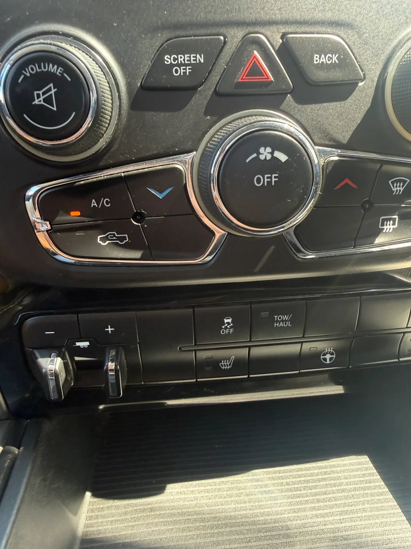 Used 2014 RAM 1500 Sport w/ Remote Start & Security Group AWD/4WD image 28