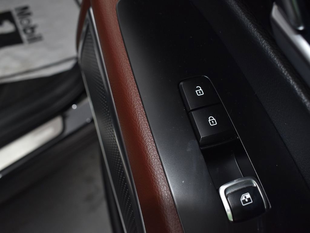 Used 2024 Kia Telluride SX Prestige w/ Towing Package image 14