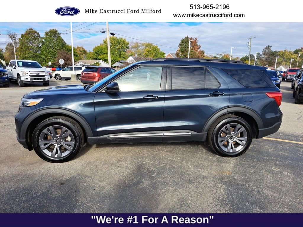 Certified 2024 Ford Explorer XLT w/ Equipment Group 202A image 2