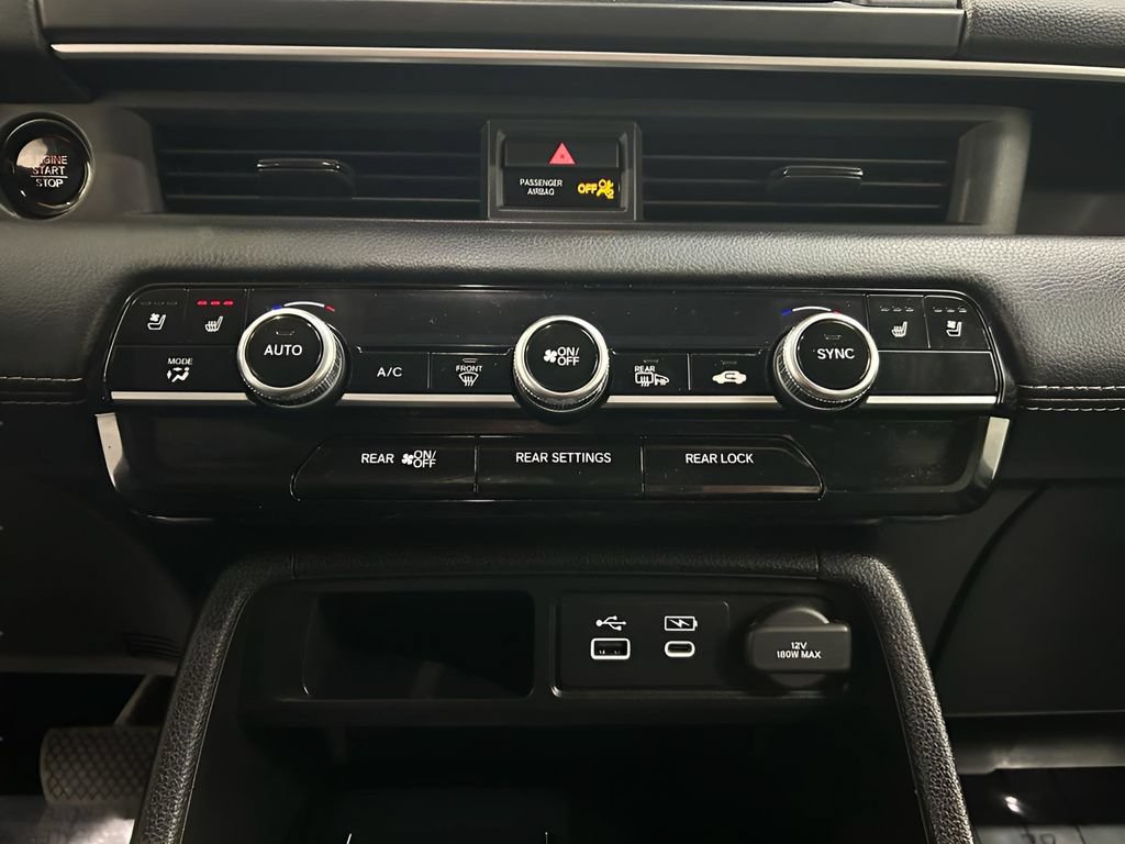 Used 2024 Honda Pilot Elite image 11