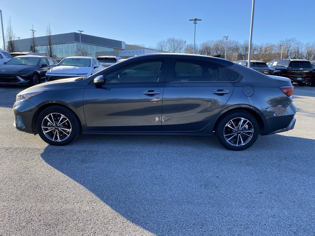 Used 2024 Kia Forte LXS w/ LXS Technology Package image 4