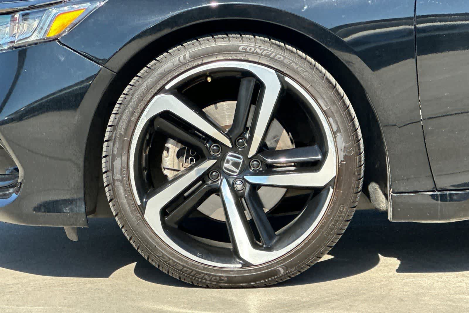 Used 2020 Honda Accord Sport image 34