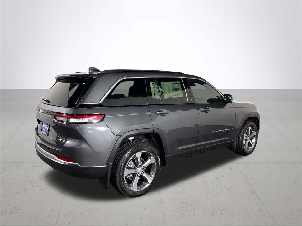New 2026 Jeep Grand Cherokee Limited w/ MOPAR Finishing Package AWD/4WD image 6