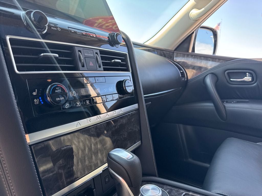 Used 2024 Nissan Armada Platinum w/ Captain's Chairs Package AWD/4WD image 22