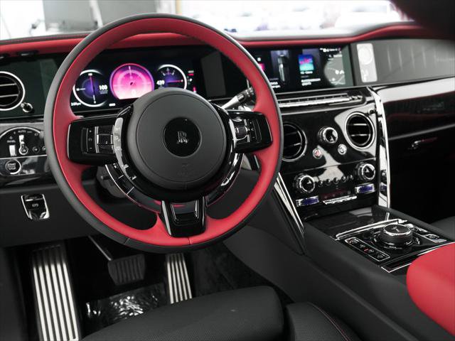 Certified 2025 Rolls-Royce Cullinan AWD/4WD image 15