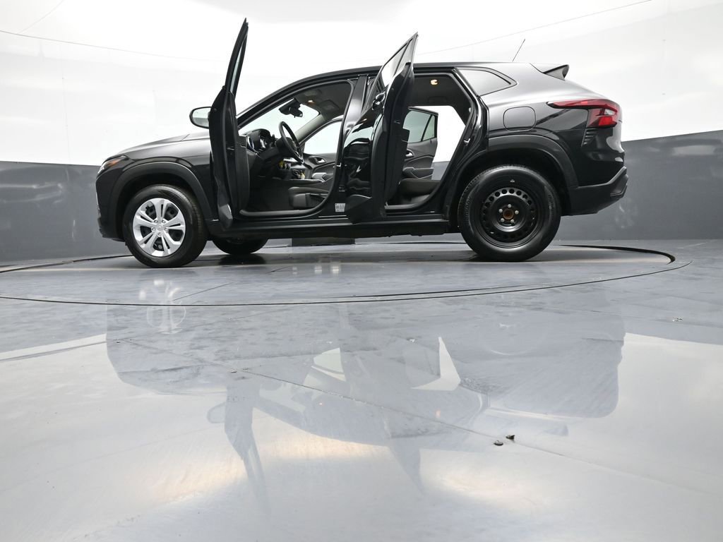 Used 2024 Chevrolet Trax LS w/ Driver Confidence Package image 48