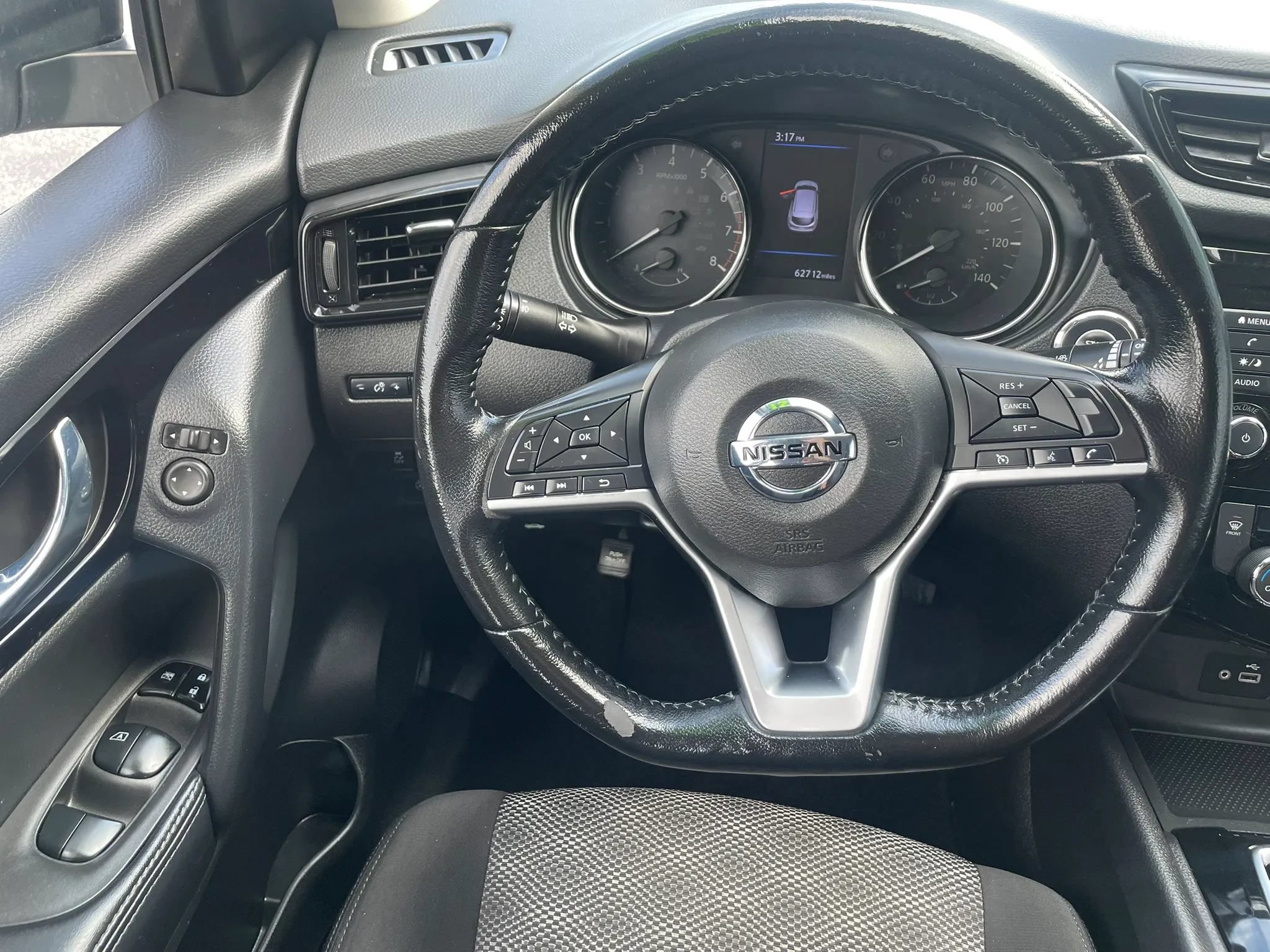 Used 2021 Nissan Rogue Sport SV FWD image 22