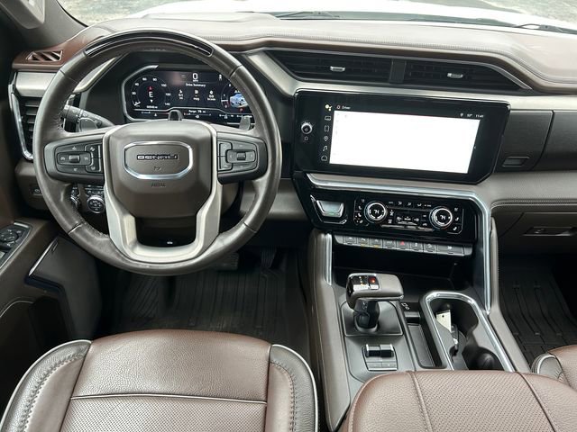 Used 2024 GMC Sierra 1500 Denali AWD/4WD image 13