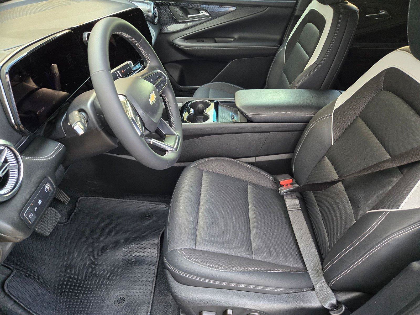 Used 2024 Chevrolet Blazer EV LT AWD/4WD image 11
