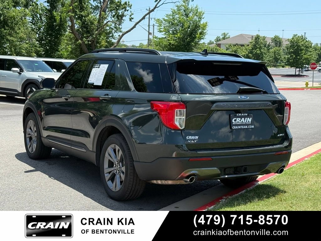 Used 2024 Ford Explorer XLT w/ Equipment Group 202A AWD/4WD image 5