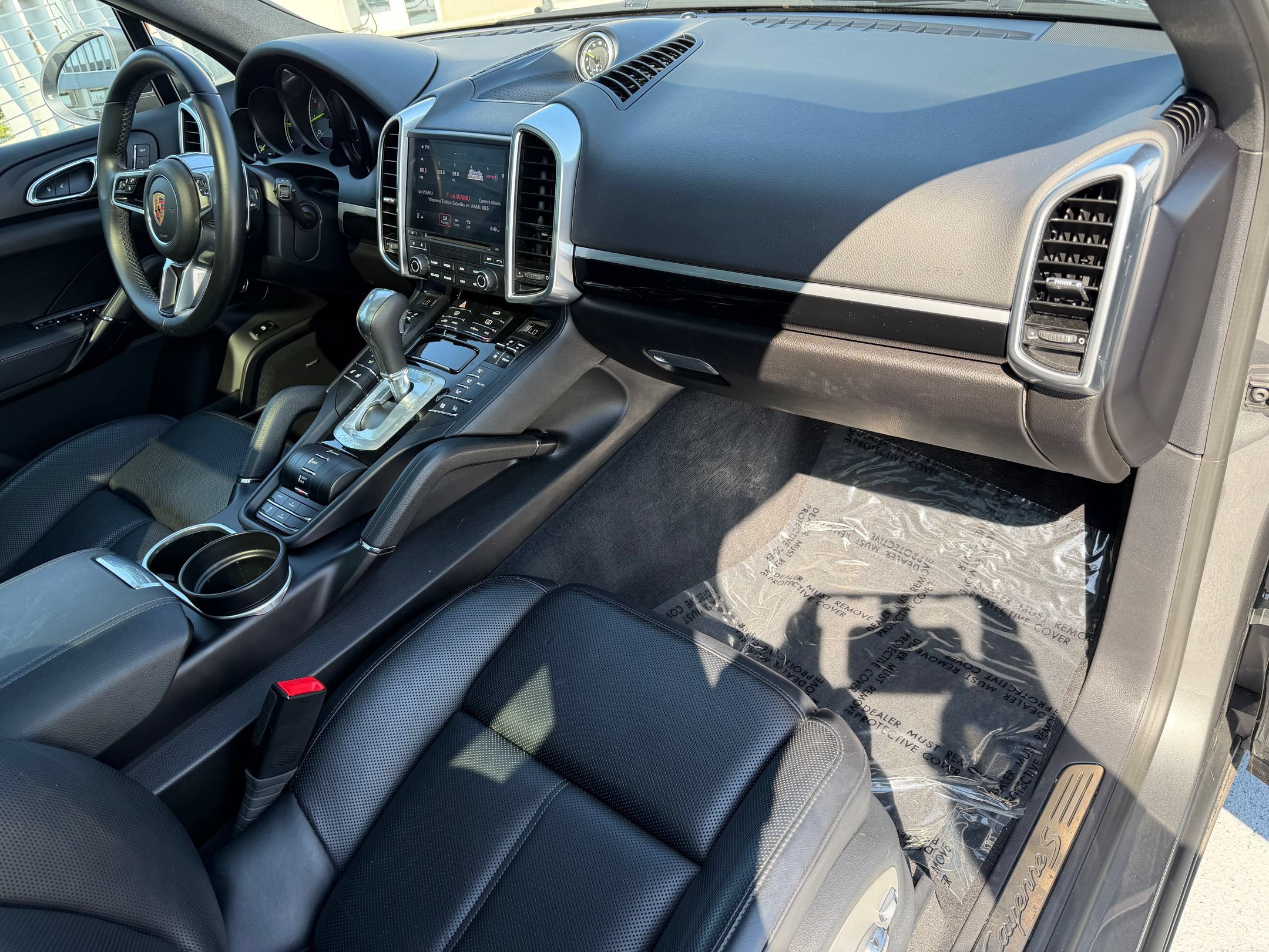 Certified 2018 Porsche Cayenne S Platinum AWD/4WD image 22