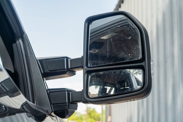 Used 2018 Ford F350 Lariat w/ Lariat Ultimate Package AWD/4WD image 13