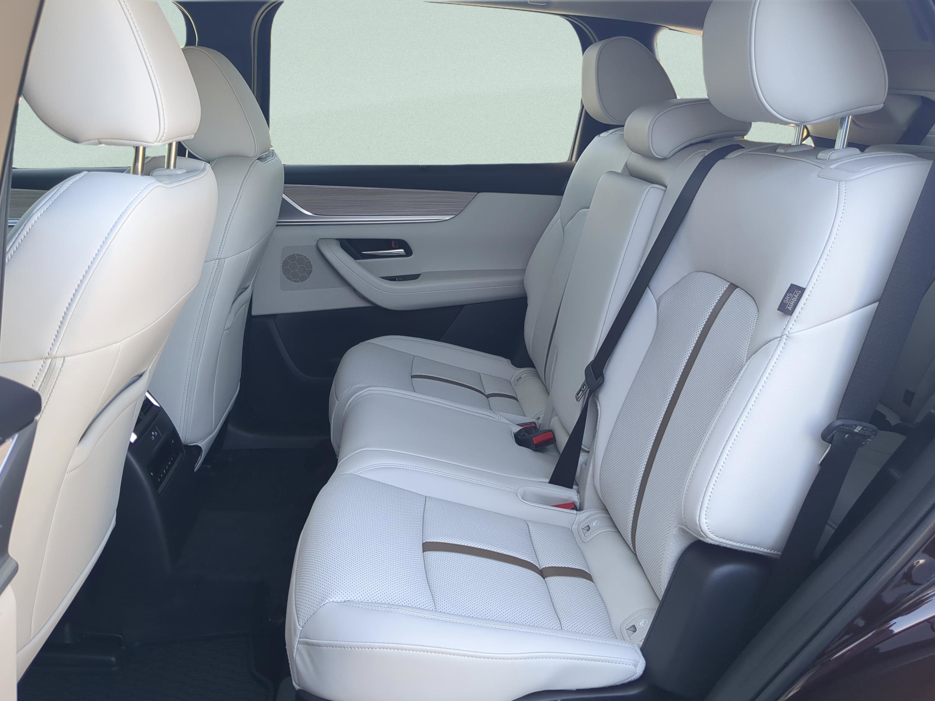 New 2026 MAZDA CX-90 3.3 Turbo w/ Premium Plus Pkg image 11