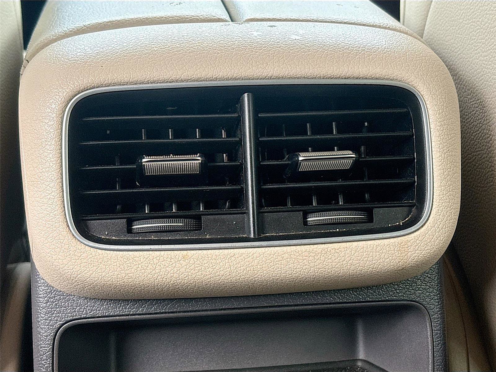 Used 2020 Mercedes-Benz GLE 350 4MATIC image 28