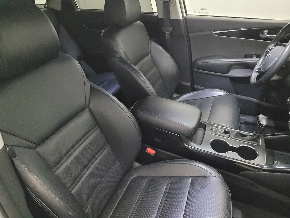 Used 2019 Kia Sorento SX w/ SX Touring Package image 21