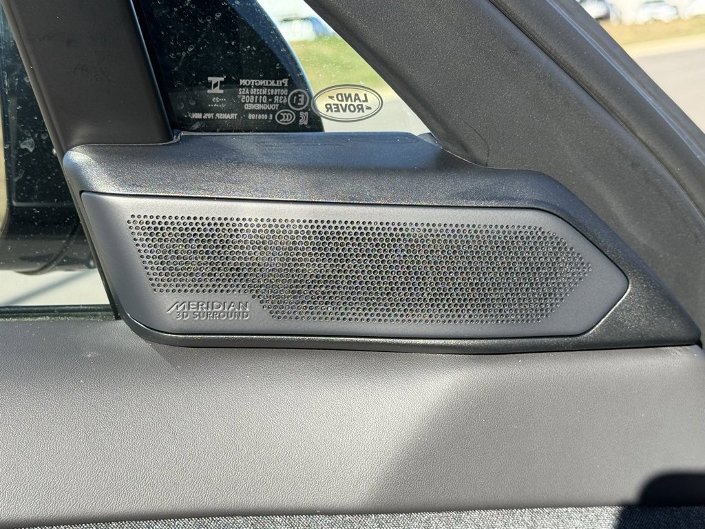 New 2025 Land Rover Range Rover Sport SE image 15