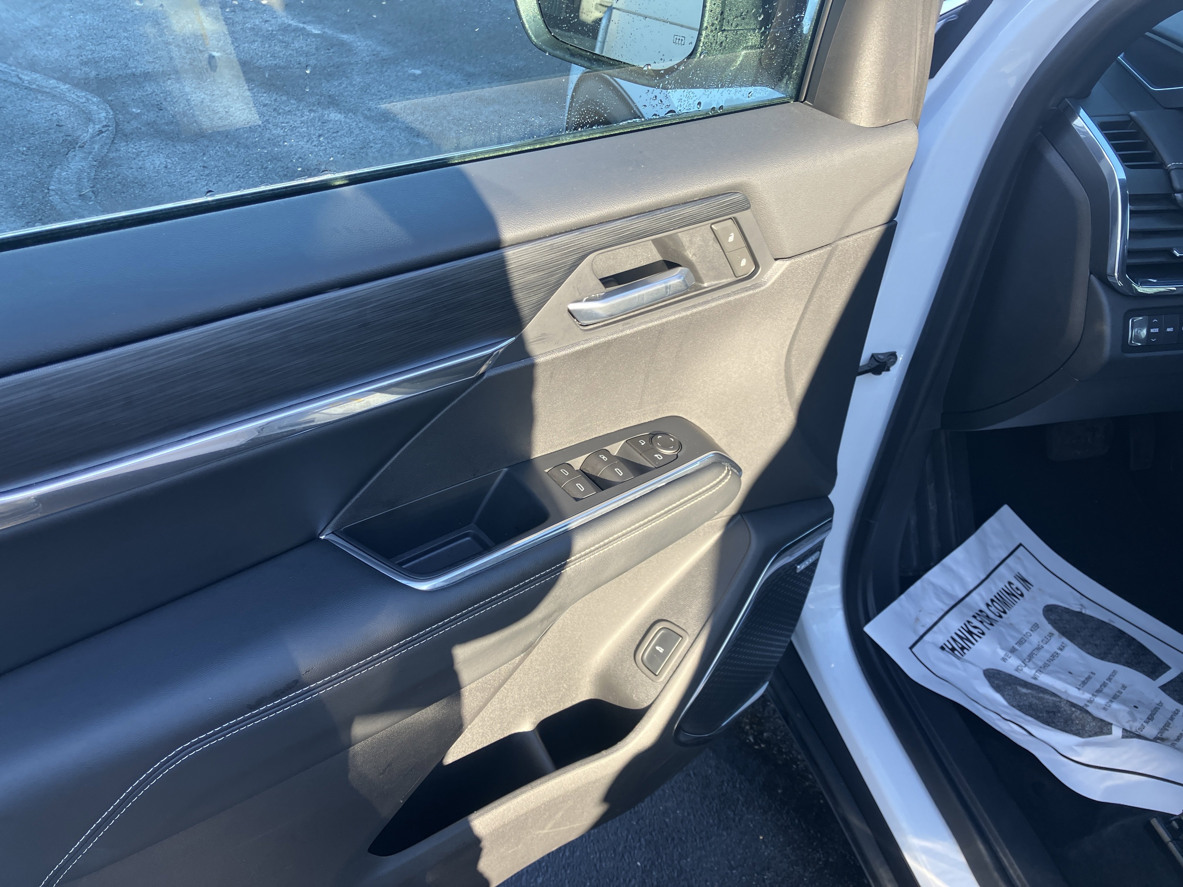 Used 2025 GMC Acadia Elevation image 18