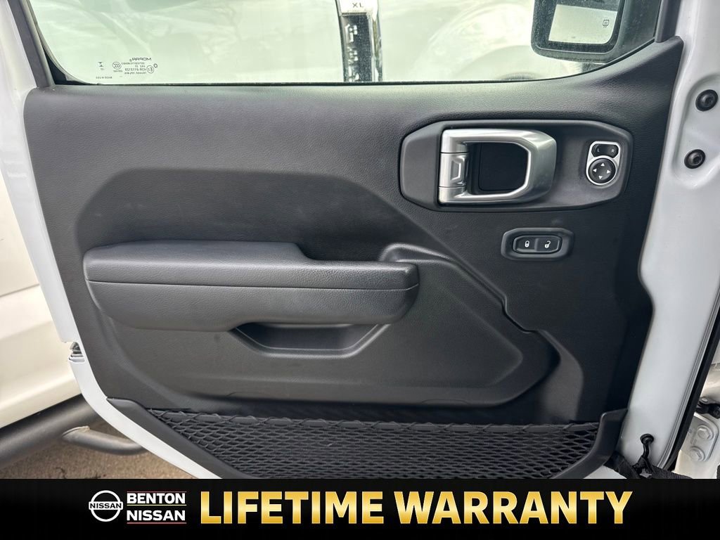 Used 2024 Jeep Wrangler Unlimited w/ Convenience Group image 11