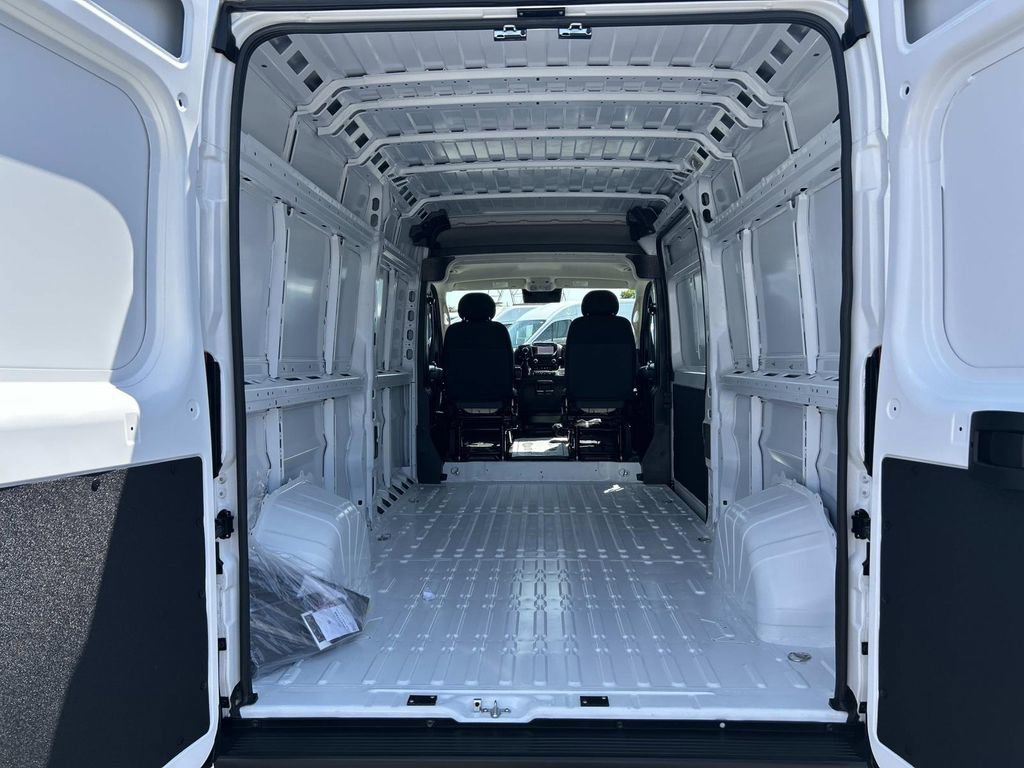Used 2025 RAM ProMaster 2500 image 13