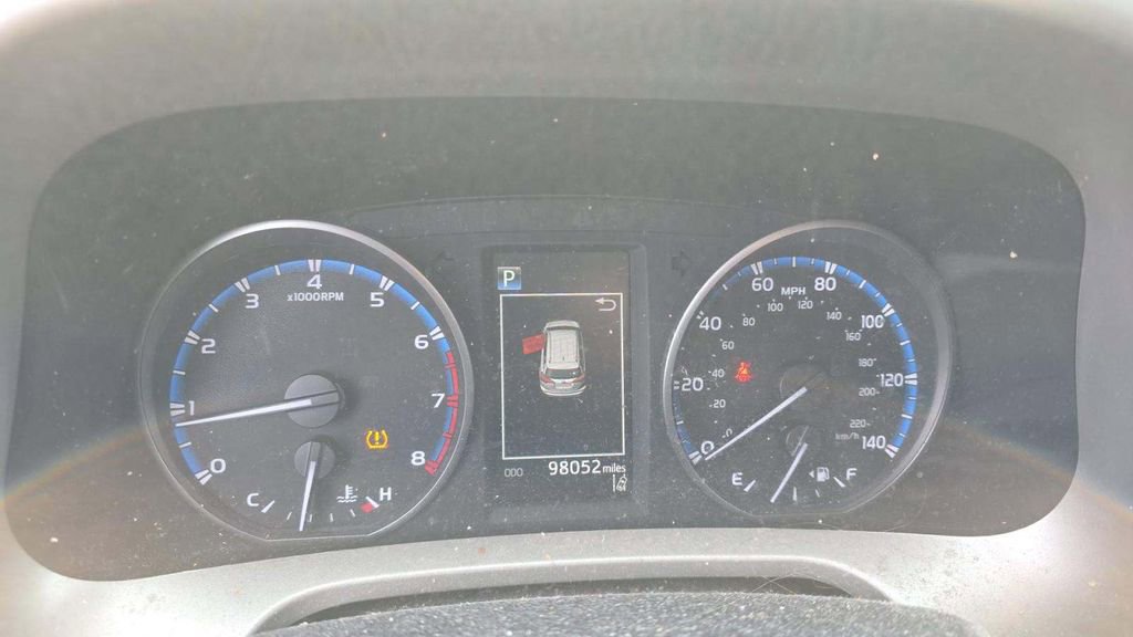 Used 2017 Toyota RAV4 XLE w/ Protection Package image 4