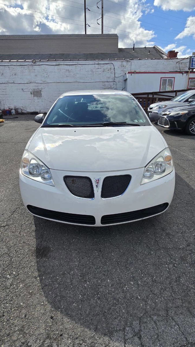 Used 2007 Pontiac G6 Base 4dr Sedan w/ Sport Package image 3