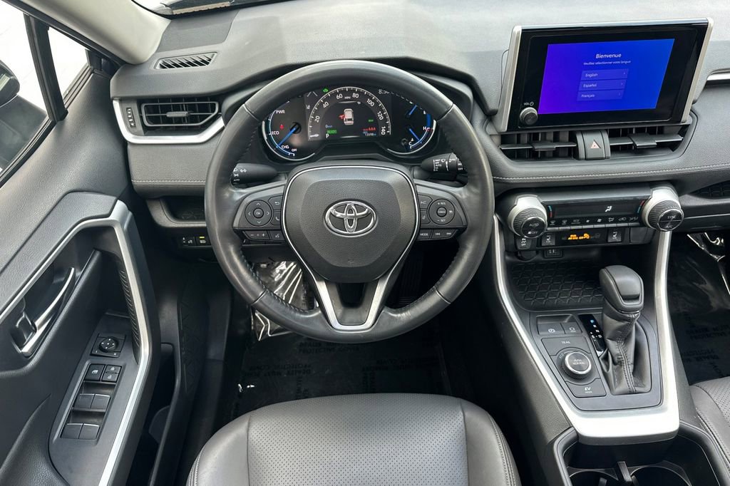 Used 2024 Toyota RAV4 XLE w/ Convenience Package AWD/4WD image 14