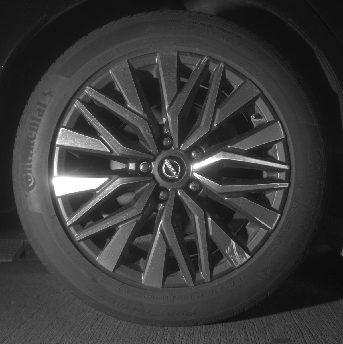 Used 2025 Nissan Altima 2.5 SV FWD image 15