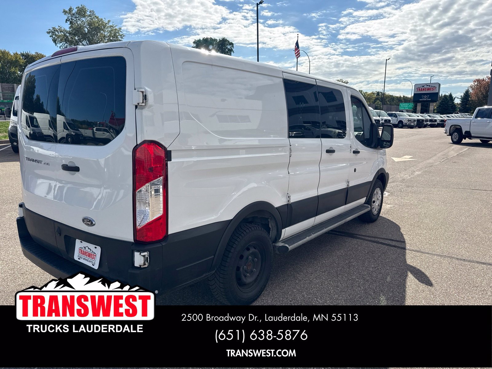 Used 2019 Ford Transit 250 130 Low Roof w/ Exterior Upgrade Package RWD image 6