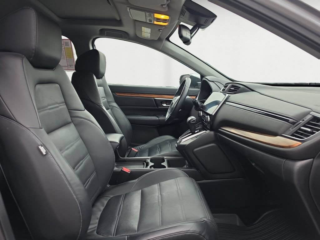 Used 2018 Honda CR-V Touring image 16
