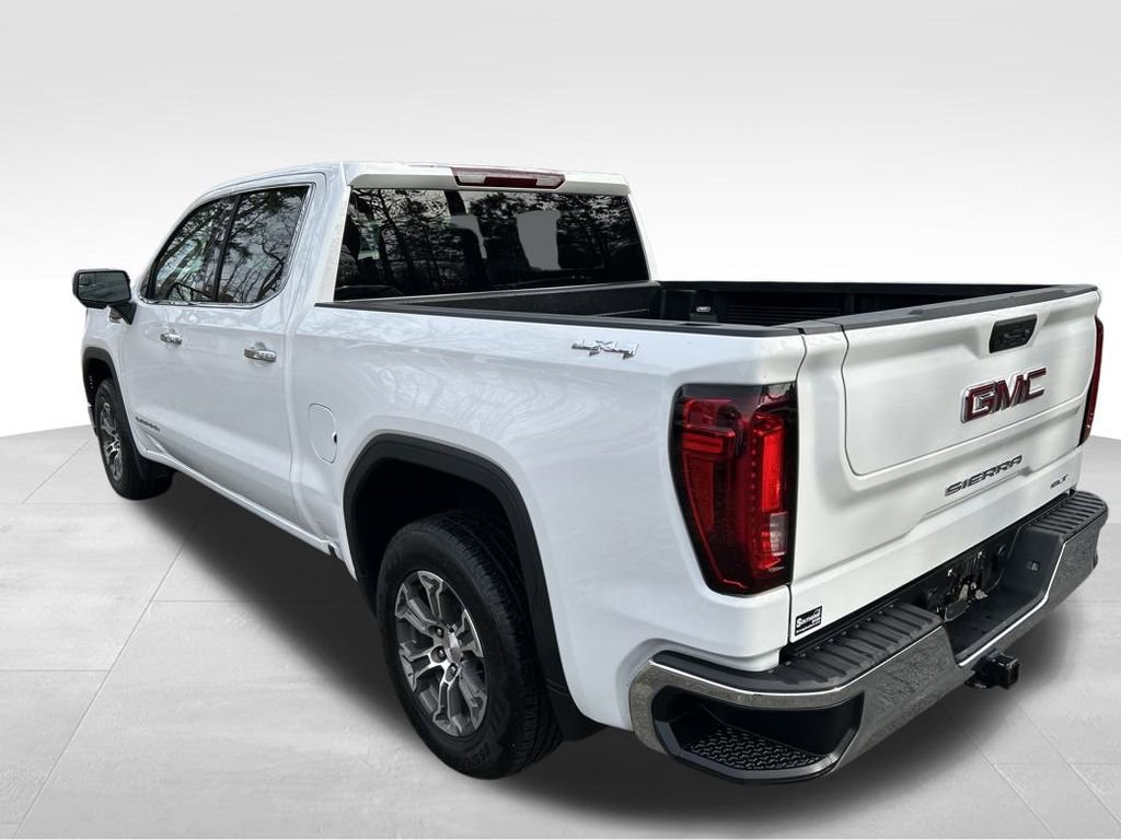 Used 2024 GMC Sierra 1500 SLT image 3