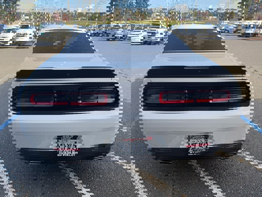 Used 2022 Dodge Challenger GT w/ Plus Package image 18