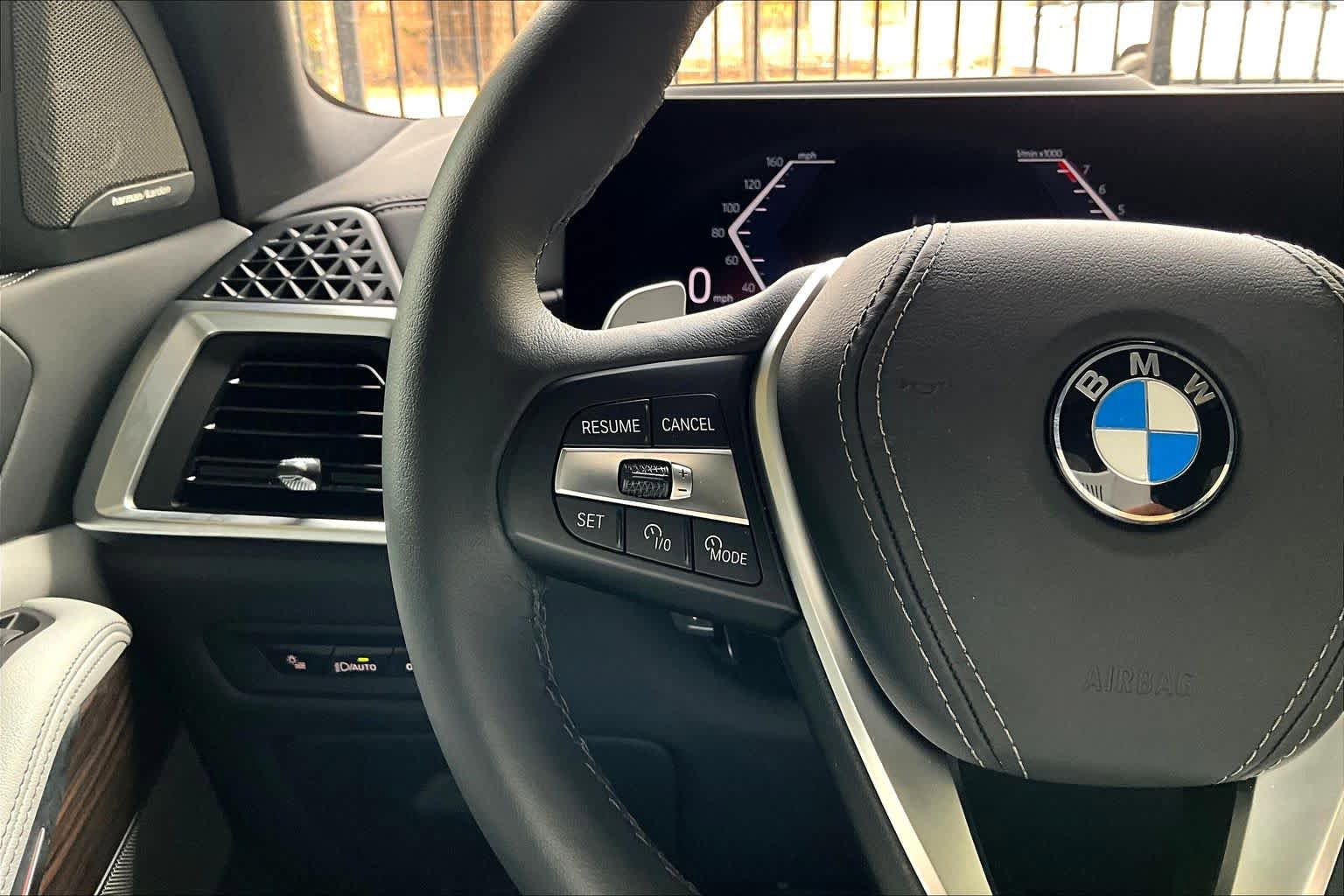 Used 2026 BMW X5 sDrive40i w/ Climate Comfort Package image 23