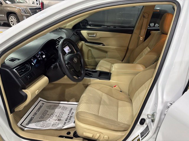 Used 2015 Toyota Camry LE FWD image 11