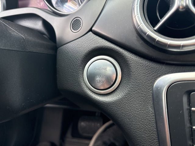 Used 2018 Mercedes-Benz CLA 250 4MATIC image 27