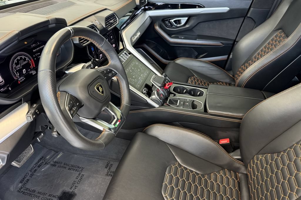 Used 2020 Lamborghini Urus AWD/4WD image 12