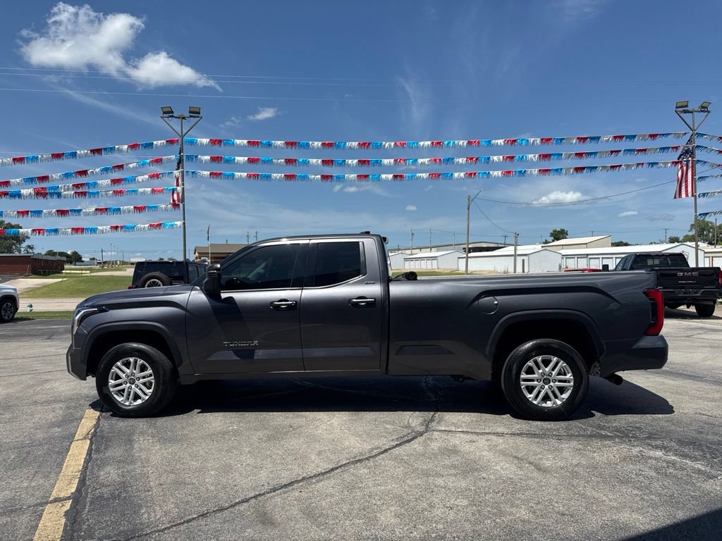 Used 2023 Toyota Tundra SR5 w/ SR5 Premium Package AWD/4WD image 10
