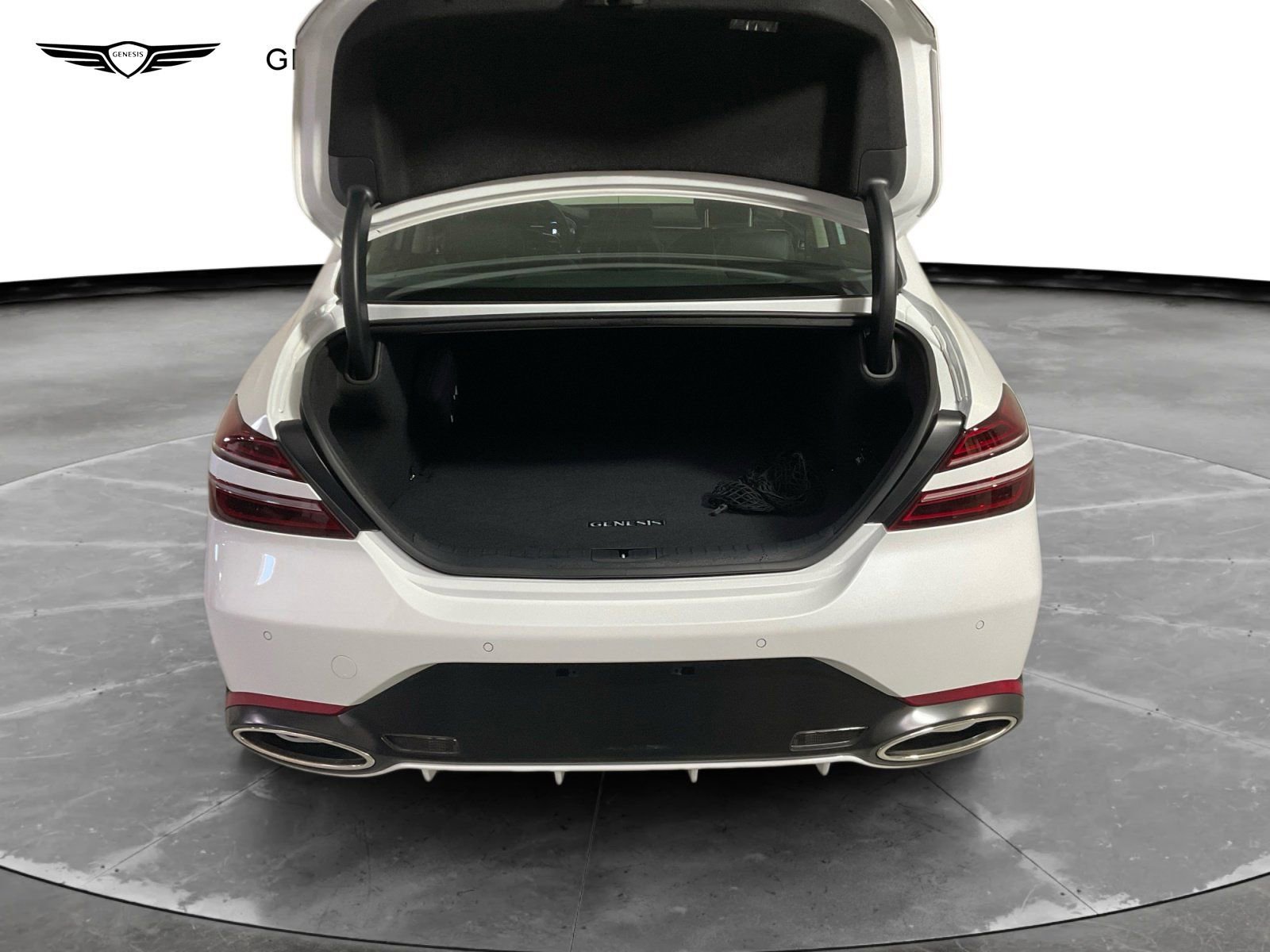 Used 2026 Genesis G70 2.5T Prestige image 7